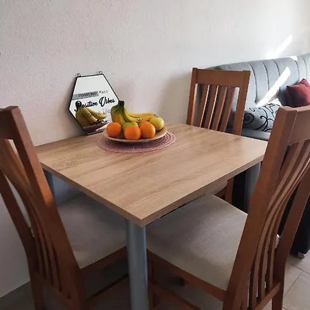 Apartmani Josipa Baška Voda Extérieur photo
